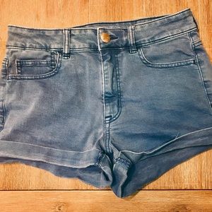 American Eagle. Hi-rise Shortie. US Size 8.